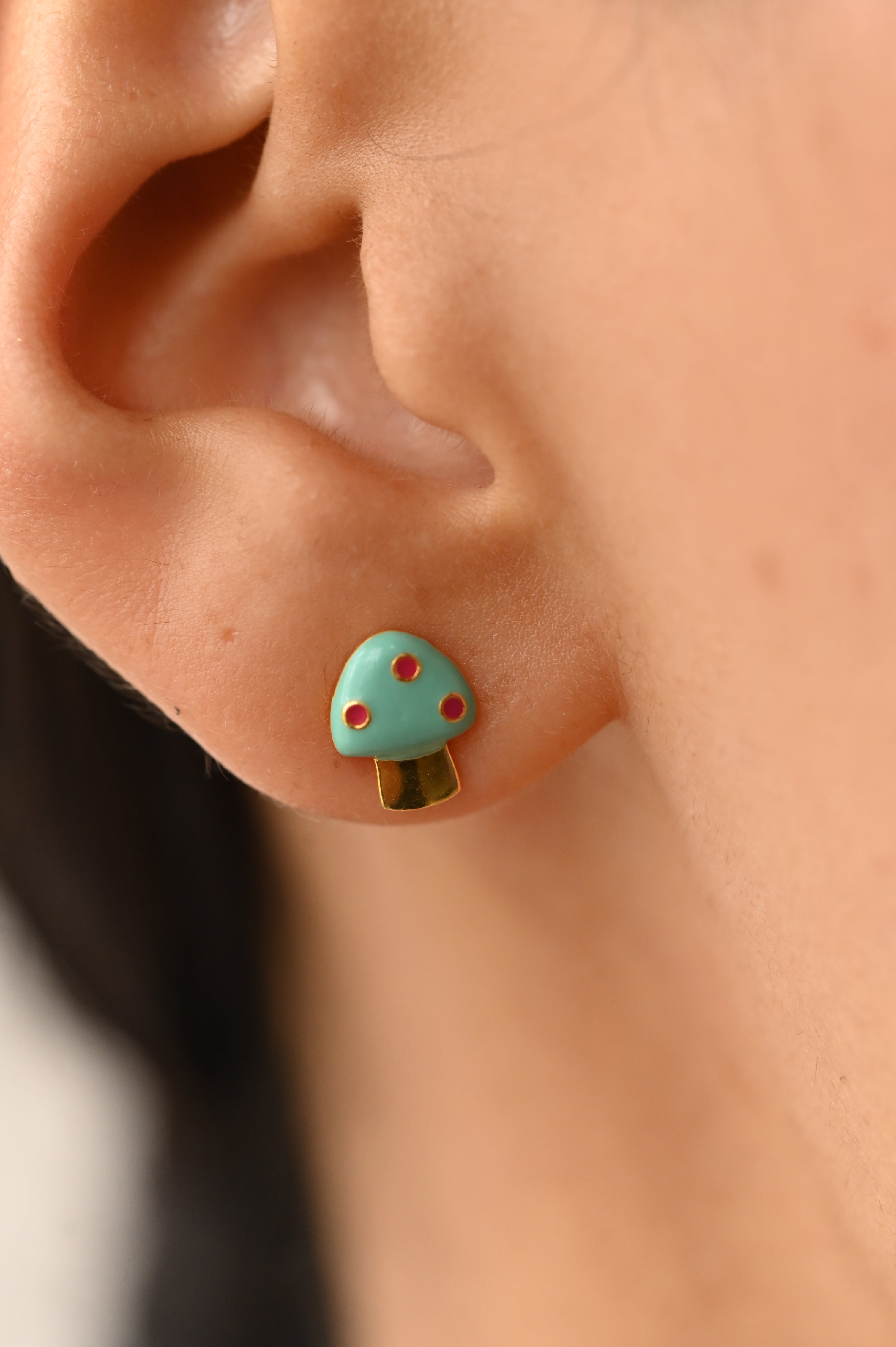 Shroom Studs