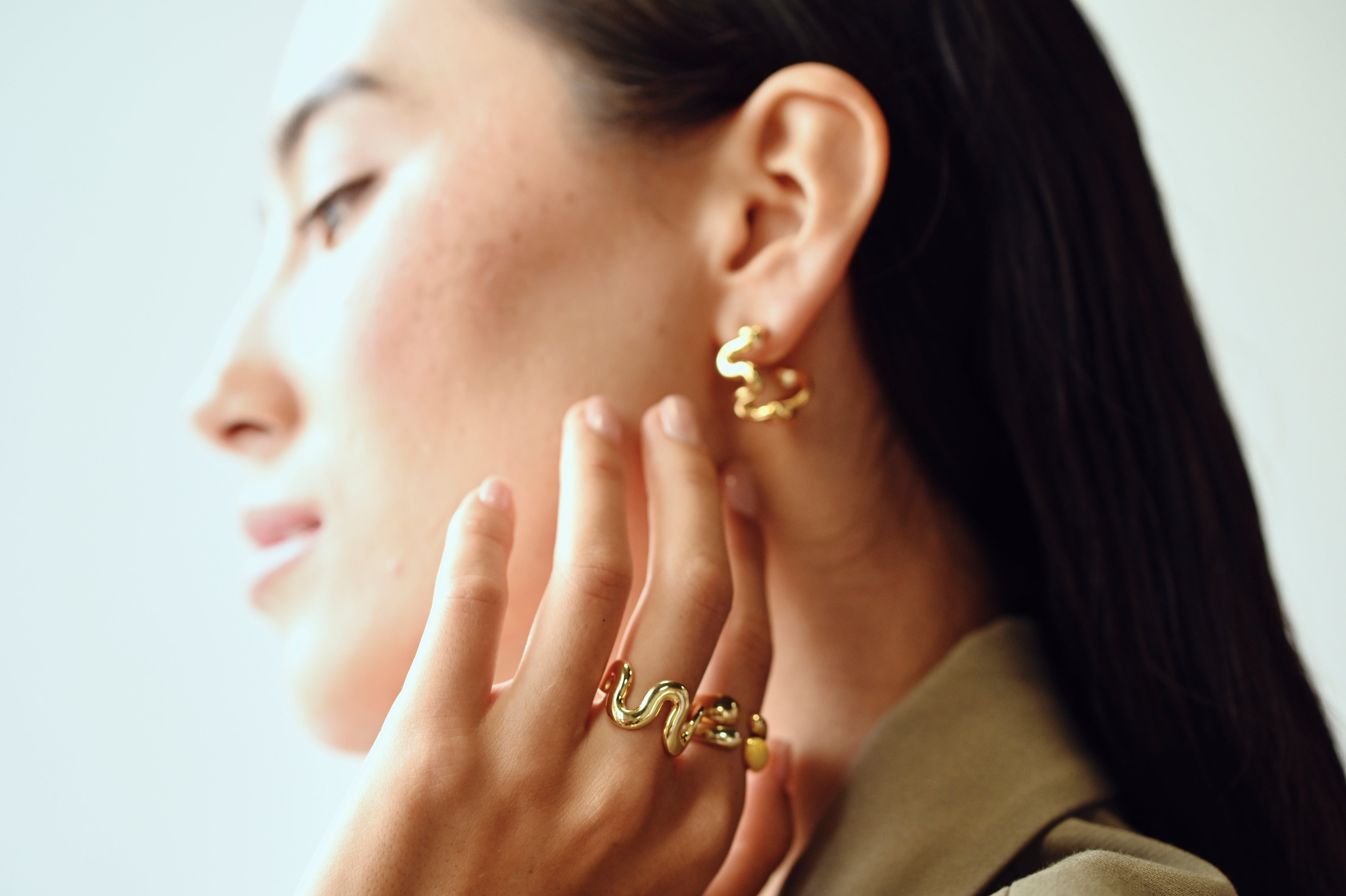Swirl Solid Hoops